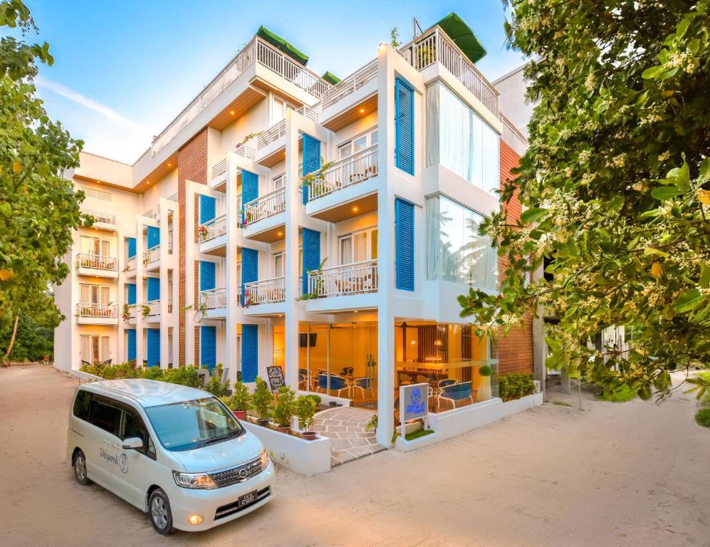 1 x Additional Night Stay - Dhigurah (AFTER TRIP)